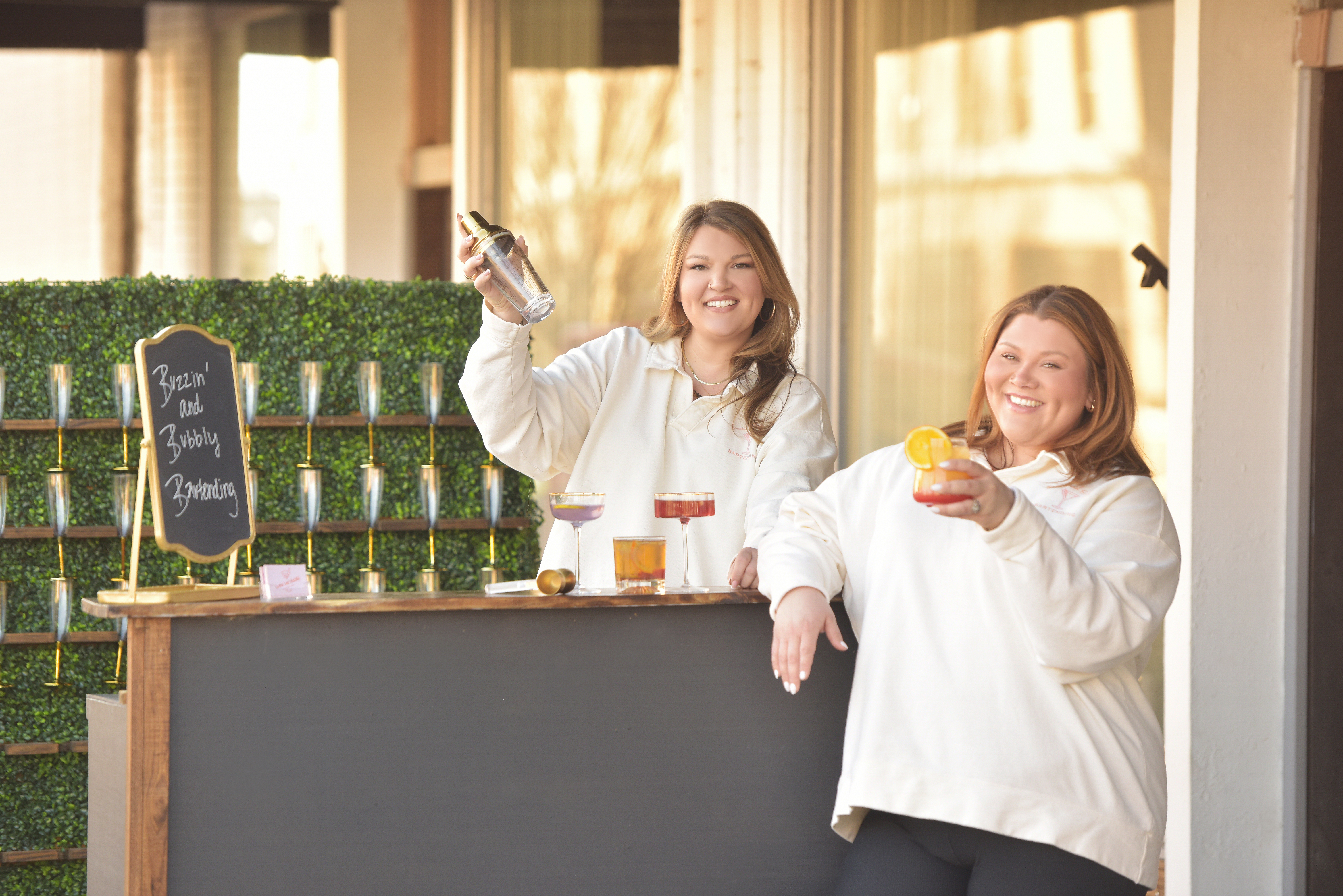 buzzin' and bubbly bartenders